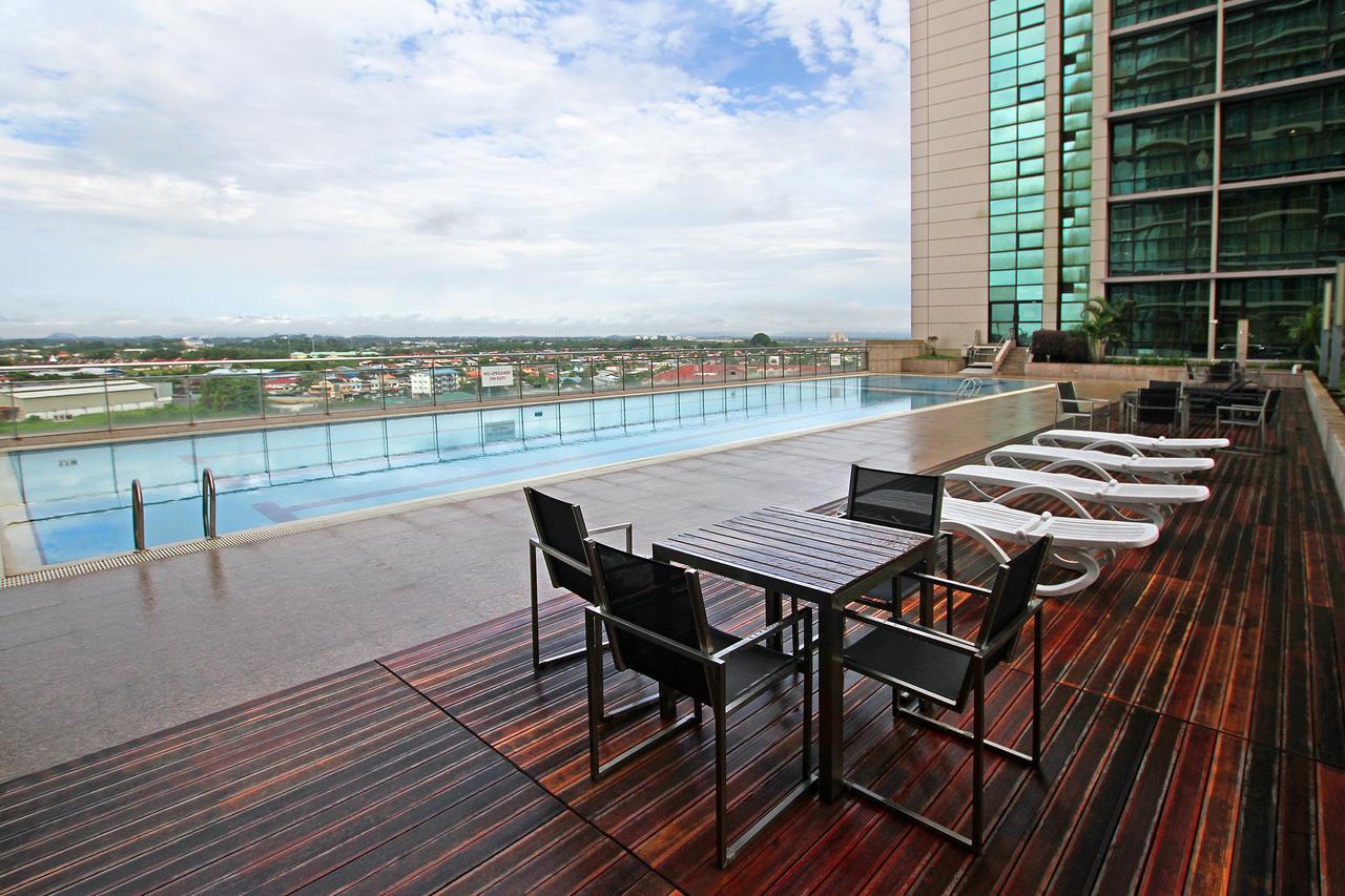 Bernard Holiday Home @ Imperial Suites Kuching Kültér fotó